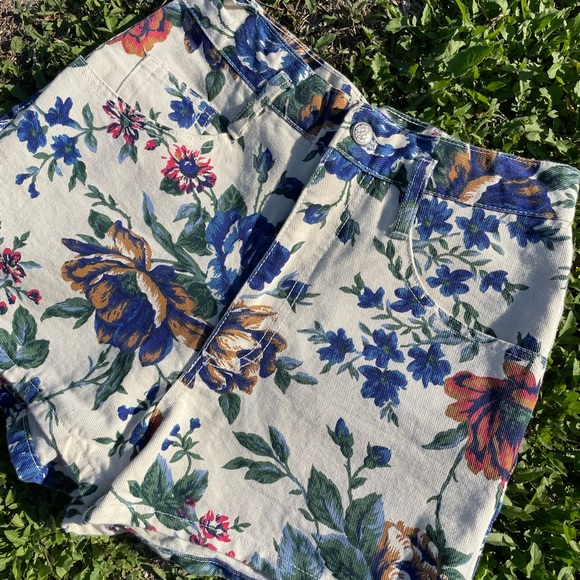 90s Vintage Breaker jeans sportswear floral high waist shorts - Picture 10 of 17